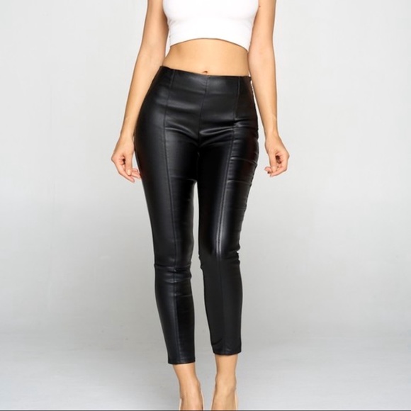 Faux Leather pants - Picture 2 of 10